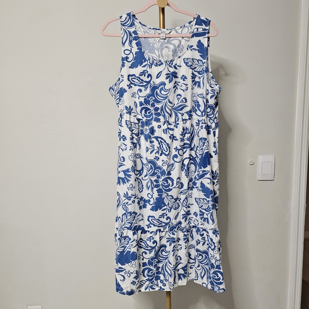 croft & barrow White and Blue Floral Sleeveless Midi Dress